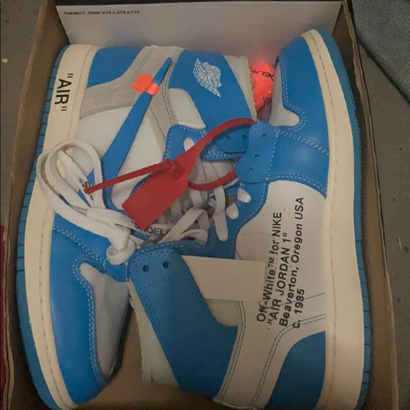 Off white Jordan 1 - Picture 9 of 10